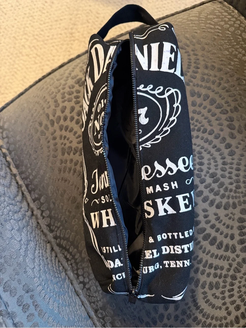 Jack Daniel’s Gift / Storage Bag, Like New, Zipper Fully Functional, Fully lined